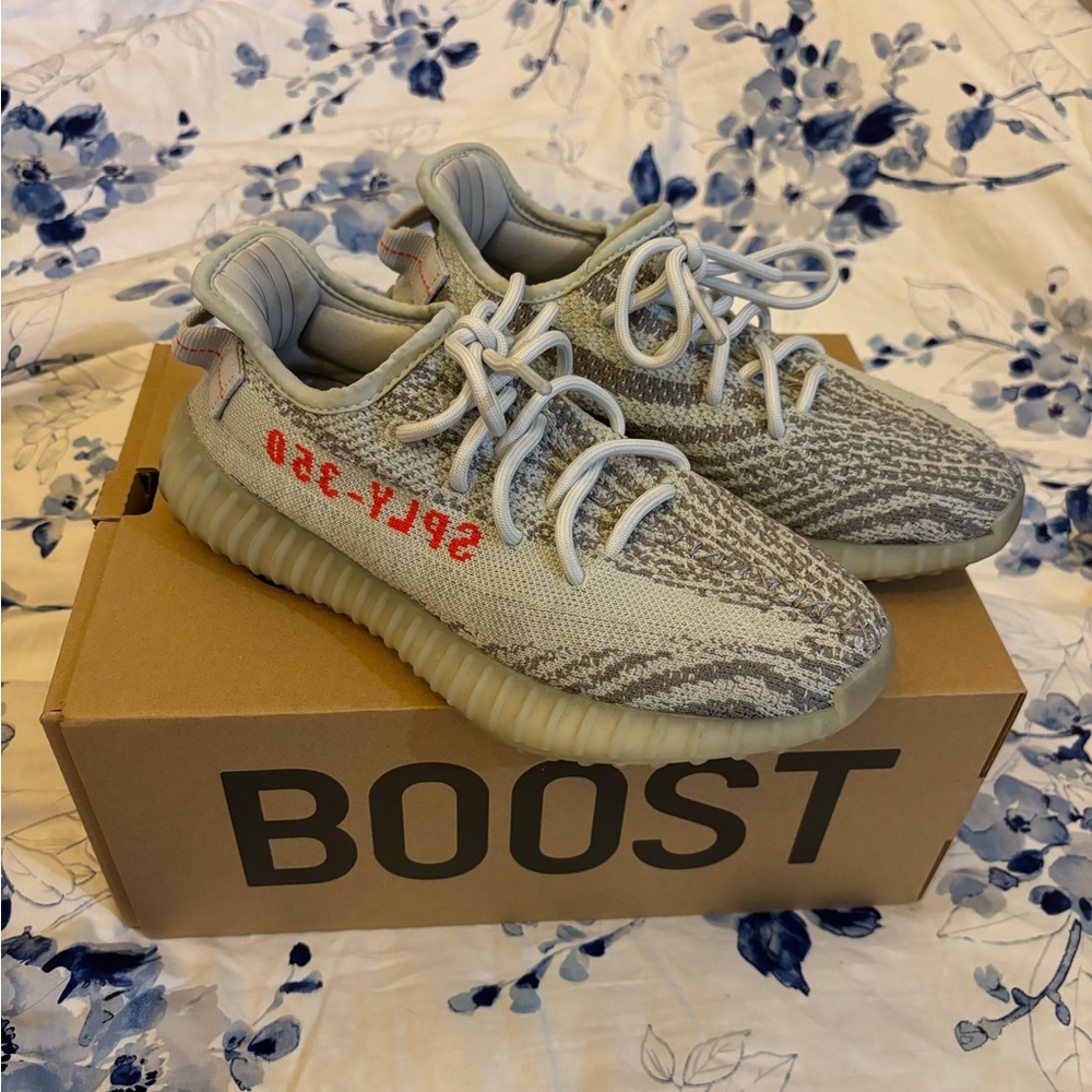 Adidas Yeezy Boost 350 V2 - Blue Tint